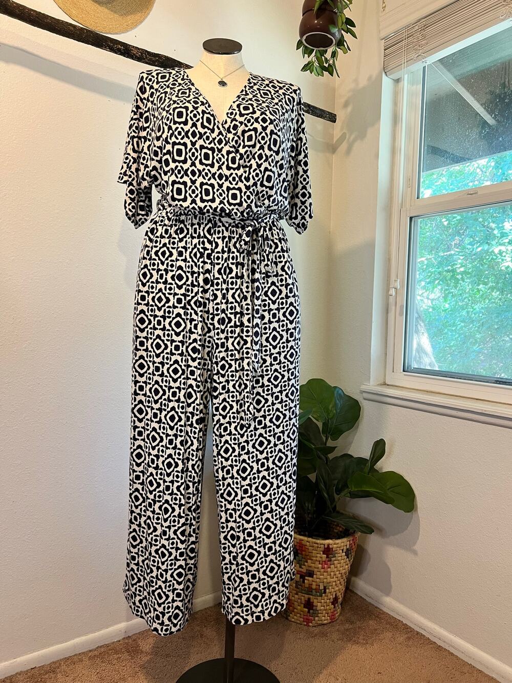 Lane Bryant Blue Print Short Sleeve Cropped Wide Leg Wrap Jumpsuit Size 18/20